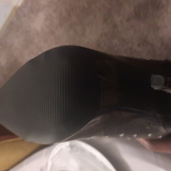 Boots - Picture 3 of 3